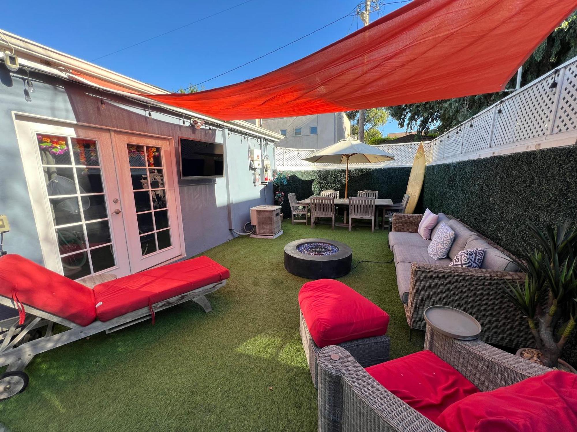 Chic Venice Beach Bungalow Steps From The Canals & Beach Лос-Анджелес Экстерьер фото